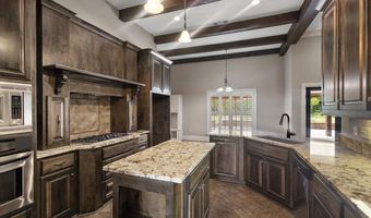 216 Meadowlands Dr, Brandon, MS 39047