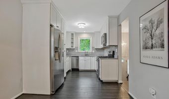 454 MANOR Rd, Arnold, MD 21012
