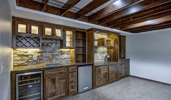 312 Brookshire Ct, Altoona, WI 54720