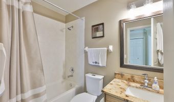 7318 GUILFORD PINE Ln, Apollo Beach, FL 33572