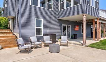 11094 Waterpoint Dr, Allendale, MI 49401
