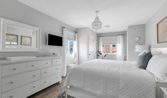 649 Main Ave, Bay Head, NJ 08742