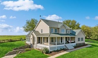 1049 Vine Ave, Riverside, IA 52327