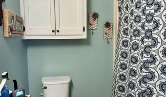 1012 Lincoln Dr, Sulphur Springs, TX 75482
