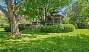 27050 W Wilmot Rd, Antioch, IL 60002