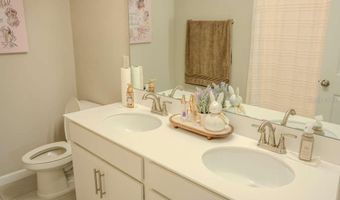 560 SUMMIT RIVER Dr, Apopka, FL 32712