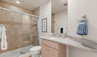 66 FRANKLIN St #418, Annapolis, MD 21401