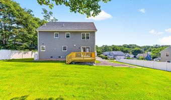 8 Country Ln, Billerica, MA 01821