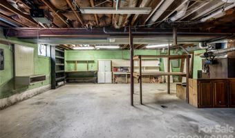 52 Blake Dr, Arden, NC 28704