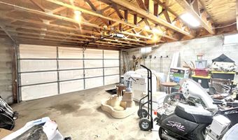 906 Locust St, Atlantic, IA 50022
