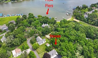 40431 N Fairview St, Antioch, IL 60002