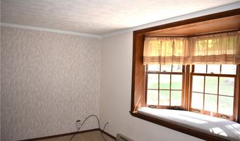 2071 Dewey Rd, Ashtabula, OH 44004