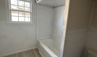 911 4th St, Abernathy, TX 79311