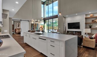 6525 E CAVE CREEK Rd 14, Cave Creek, AZ 85331