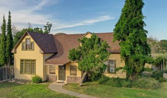 702 N 2nd St, Alpine, TX 79830