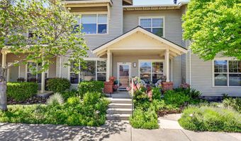 818 Pavilion Pl, Ashland, OR 97520
