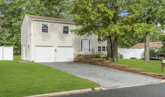 32 Pine Tree Dr, Bayville, NJ 08721