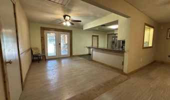111 W Lee St, Aurora, MO 65605