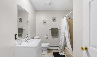 569 Smithfield Rd 23, North Providence, RI 02904