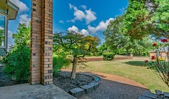 316 Hickory Ln, Batesville, MS 38606