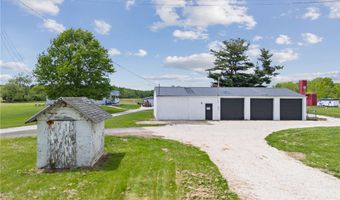 5785 Beechwood Ave, Alliance, OH 44601