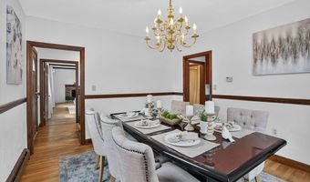 8 Marion Ave, Andover, MA 01810