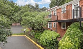 2641 S WALTER REED Dr B, Arlington, VA 22206