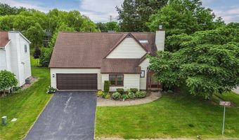 831 Robin Rd, Amherst, NY 14228