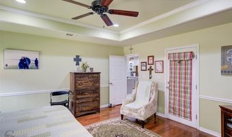 4101 Lakeway Cir, Benton, LA 71006