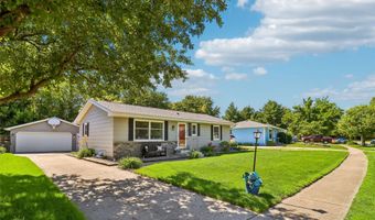 1214 NW Applewood St, Ankeny, IA 50023