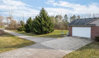 1135 Holmes Rd, Allenton, MI 48002