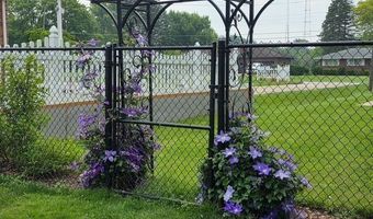 2025 S Plaza Dr, Akron, OH 44319