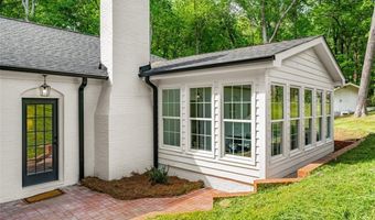 714 Edgewood Rd, Asheboro, NC 27205