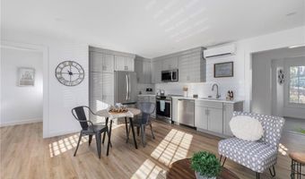 32 Exchange St A1, East Greenwich, RI 02818