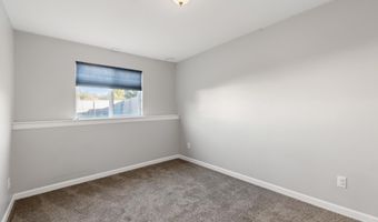 1726 N Black Oak Ct, Andover, KS 67002