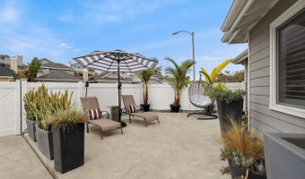 6951 Quiet Cove Dr, Carlsbad, CA 92011