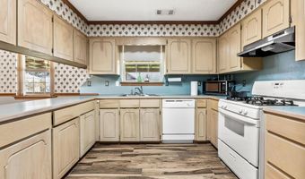 1802 Pinewood Cv, Beebe, AR 72013