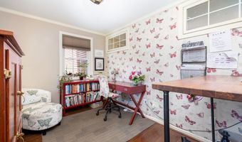 26 Skyview Ter, Bristol, CT 06010