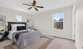 56 Ashton Dr, Ashville, OH 43103