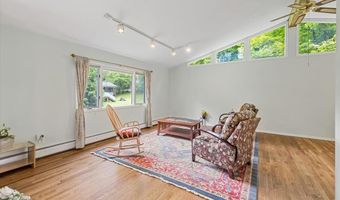 60 Smith Hill Rd, Airmont, NY 10952