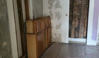 33 Oak St, Brattleboro, VT 05301