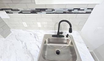 4813 LAWRENCE St, Alexandria, VA 22309