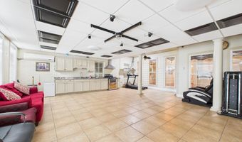 512 E Villien Ave, Abbeville, LA 70510