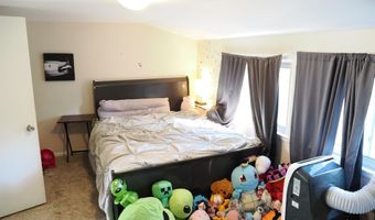811 N River Ave, Alma, MI 48801