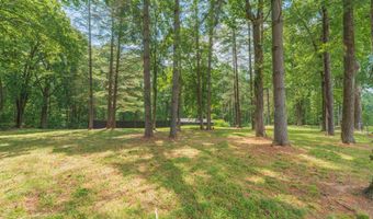 1260 N Lawrence Hollow Dr, Bloomfield, IN 47424