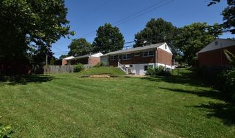 5800 Crossmont Dr, Affton, MO 63123