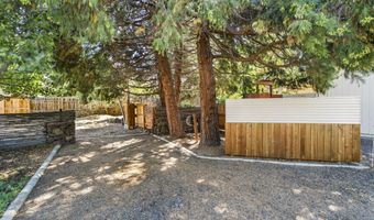 21081 Gardenia Ave, Bend, OR 97702