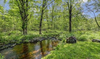 251 Scenic Dr, Blakeslee, PA 18610