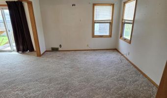 418 N Lloyd St, Aberdeen, SD 57401