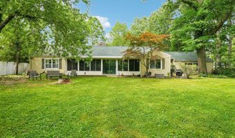 1331 E Oregon Rd, Adrian, MI 49221